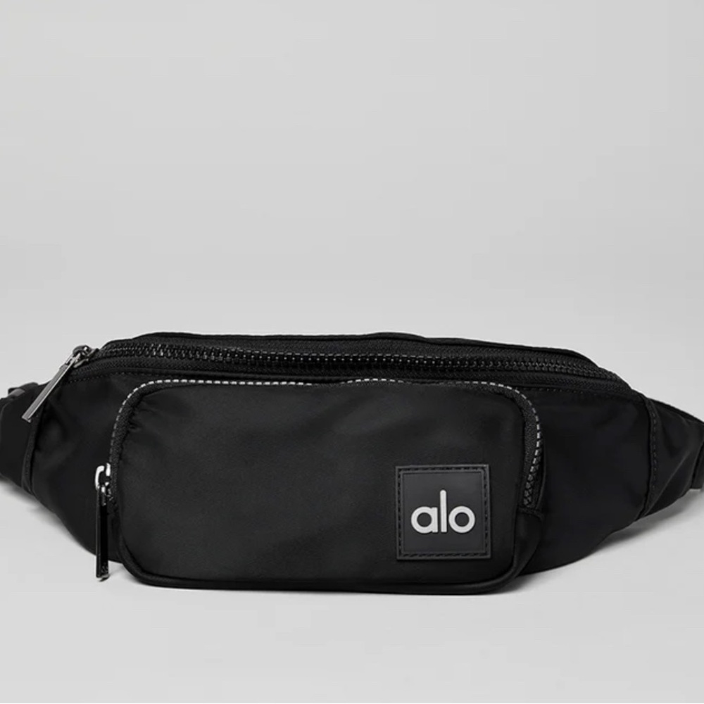 Black Alo Explorer Fanny Pack